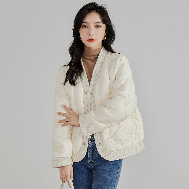 가을 겨울 다운 재킷 브이넥 패치워크 경량 화이트 덕  - Winter Clothing Trends 리뷰 및 가격